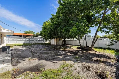 18931 NW 44th Avenue Miami Gardens FL 33055