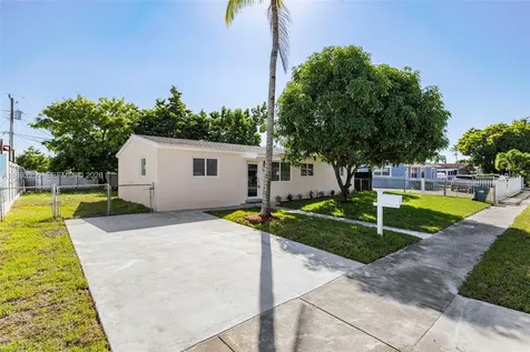 18931 NW 44th Avenue Miami Gardens FL 33055