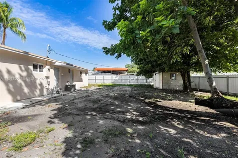 18931 NW 44th Avenue Miami Gardens FL 33055