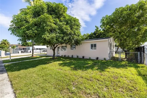 18931 NW 44th Avenue Miami Gardens FL 33055