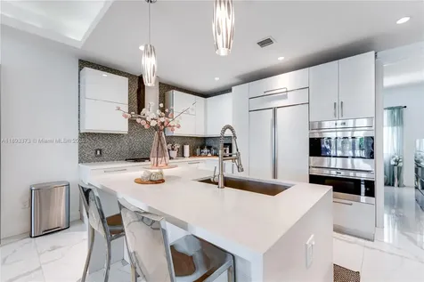 259 Shore Court Lauderdale By The Sea FL 33308