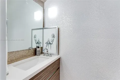 259 Shore Court Lauderdale By The Sea FL 33308