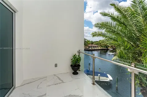 259 Shore Court Lauderdale By The Sea FL 33308