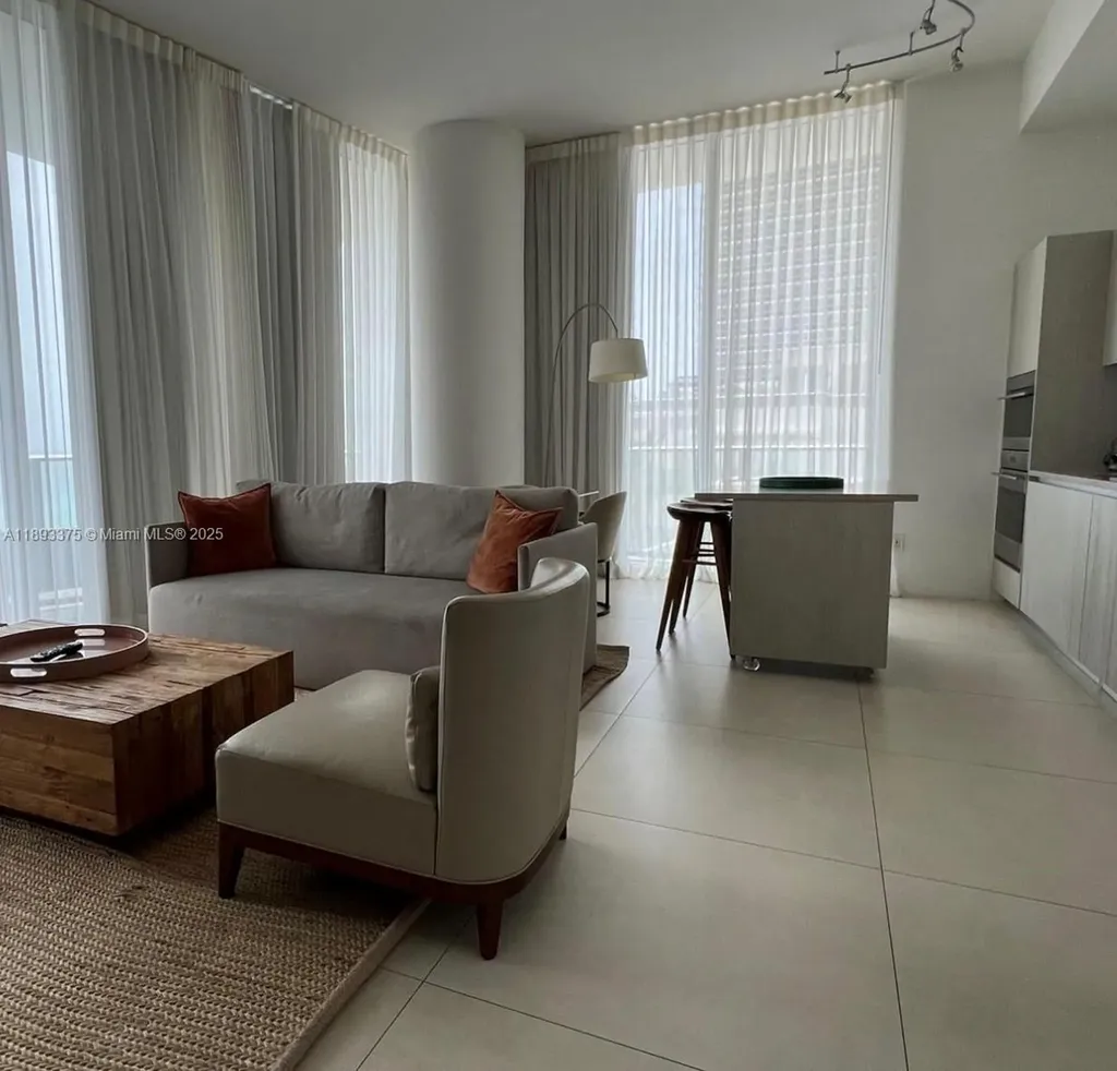 4111 S Ocean Drive Hollywood FL 33019