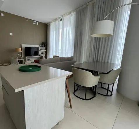 4111 S Ocean Drive Hollywood FL 33019