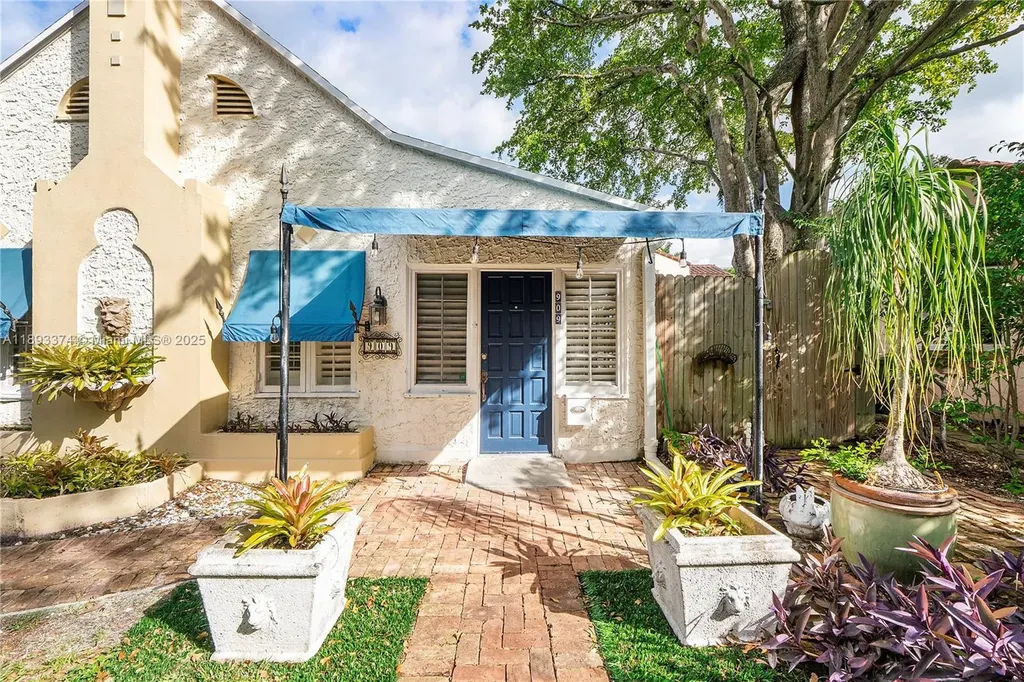 909 SE 5th Court Fort Lauderdale FL 33301