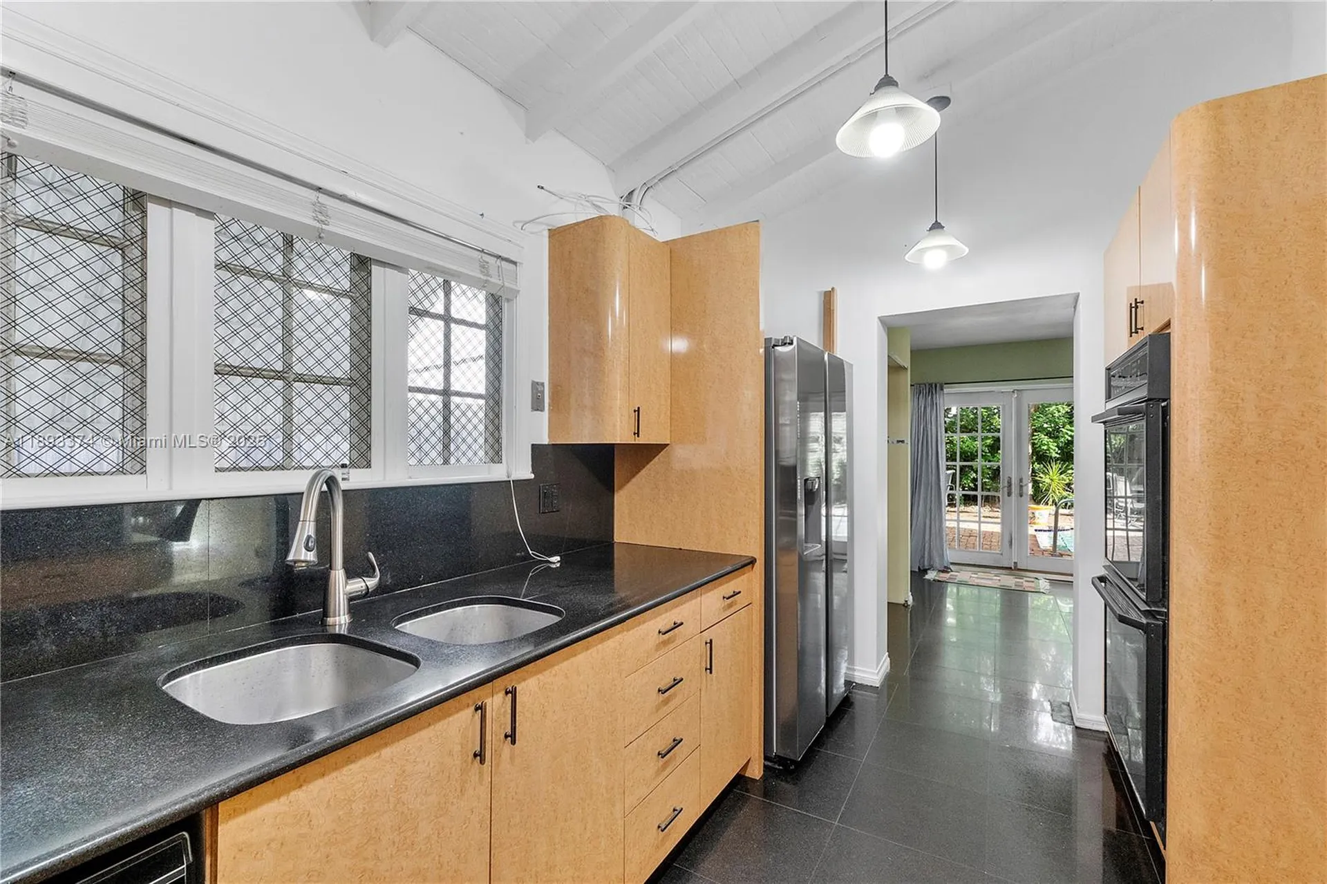 909 SE 5th Court Fort Lauderdale FL 33301