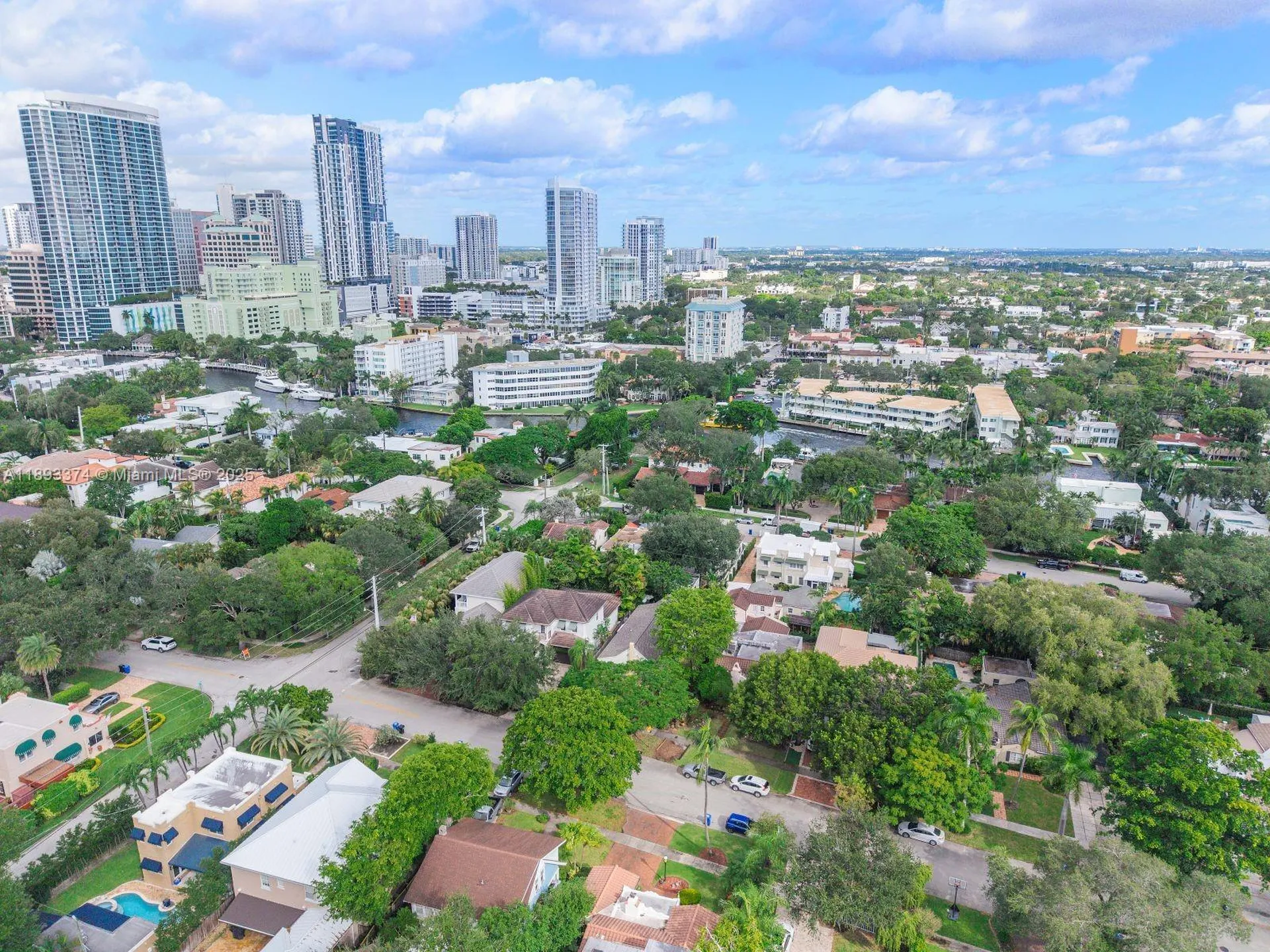 909 SE 5th Court Fort Lauderdale FL 33301