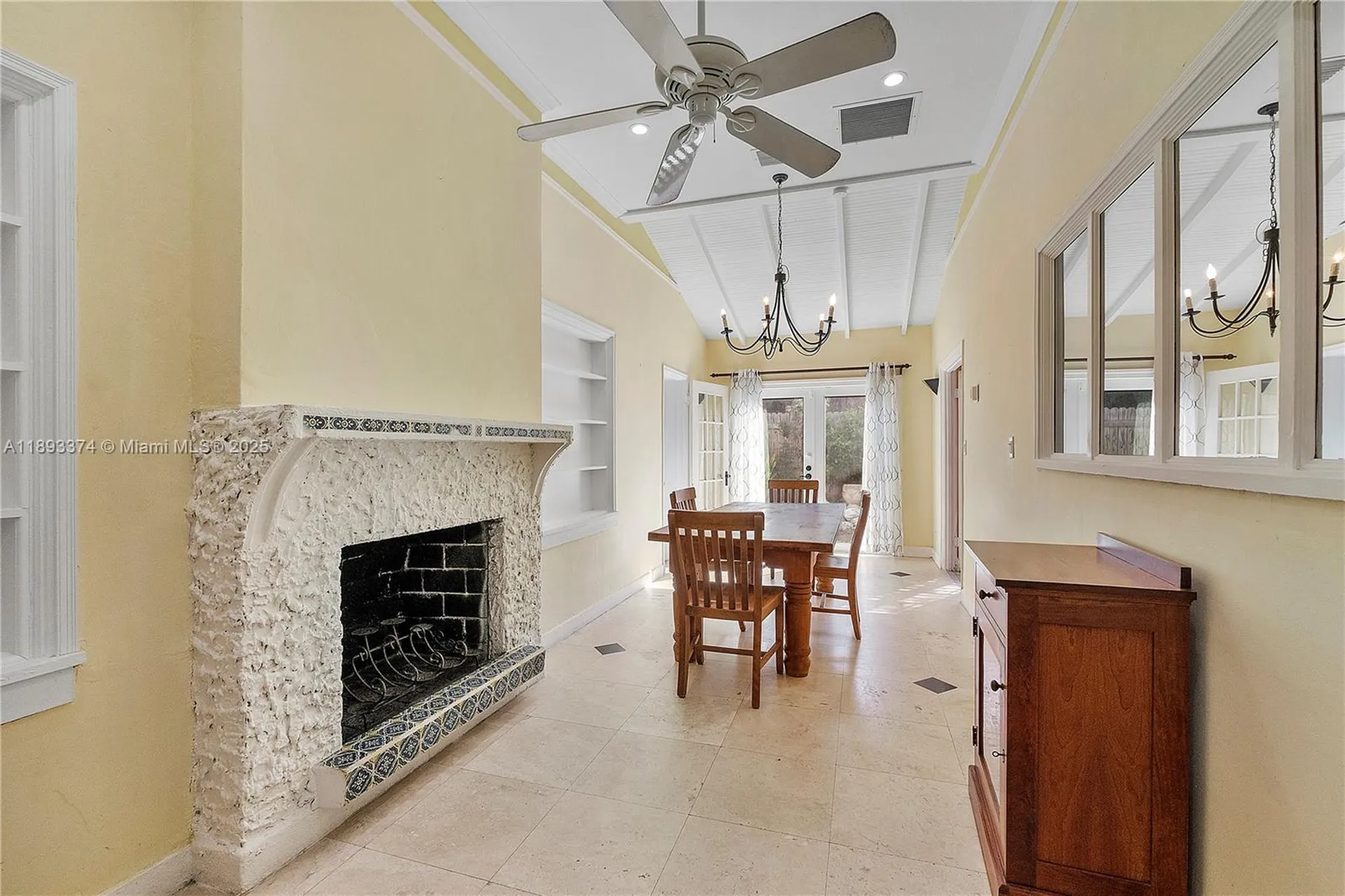 909 SE 5th Court Fort Lauderdale FL 33301