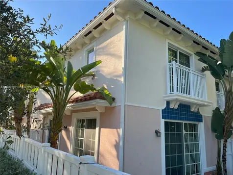 2361 SE 5th Street Pompano Beach FL 33062