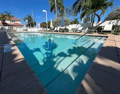 2361 SE 5th Street Pompano Beach FL 33062
