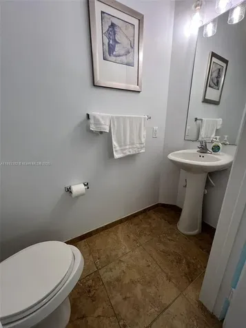 2361 SE 5th Street Pompano Beach FL 33062