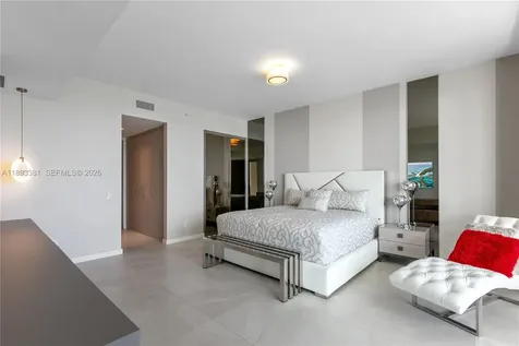18975 Collins Avenue Sunny Isles Beach FL 33160