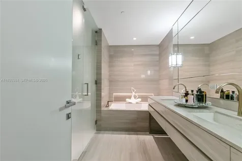 18975 Collins Avenue Sunny Isles Beach FL 33160