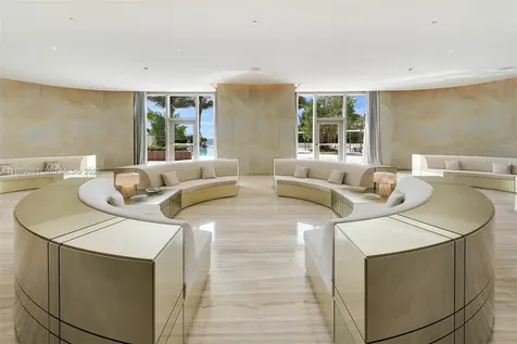 18975 Collins Avenue Sunny Isles Beach FL 33160