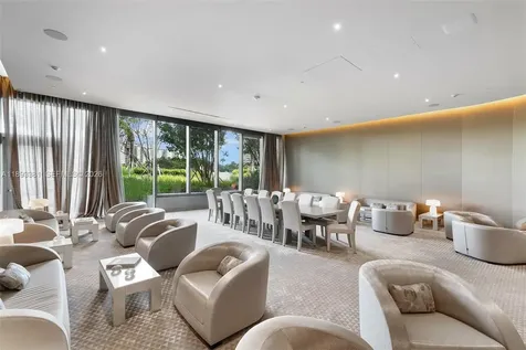 18975 Collins Avenue Sunny Isles Beach FL 33160