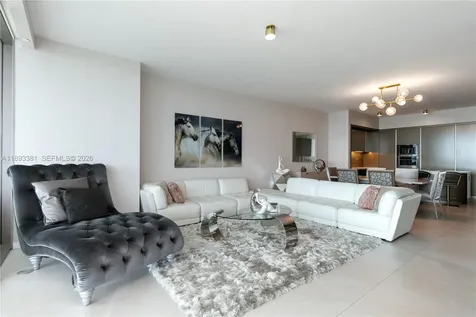 18975 Collins Avenue Sunny Isles Beach FL 33160