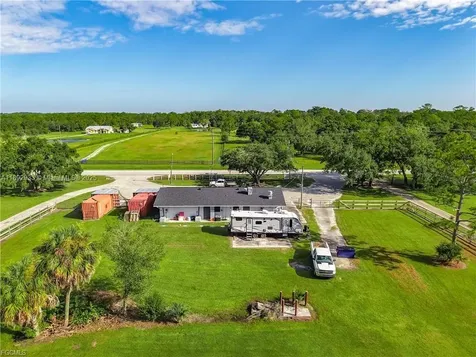 Other City - In The State Of Florida FL 33935