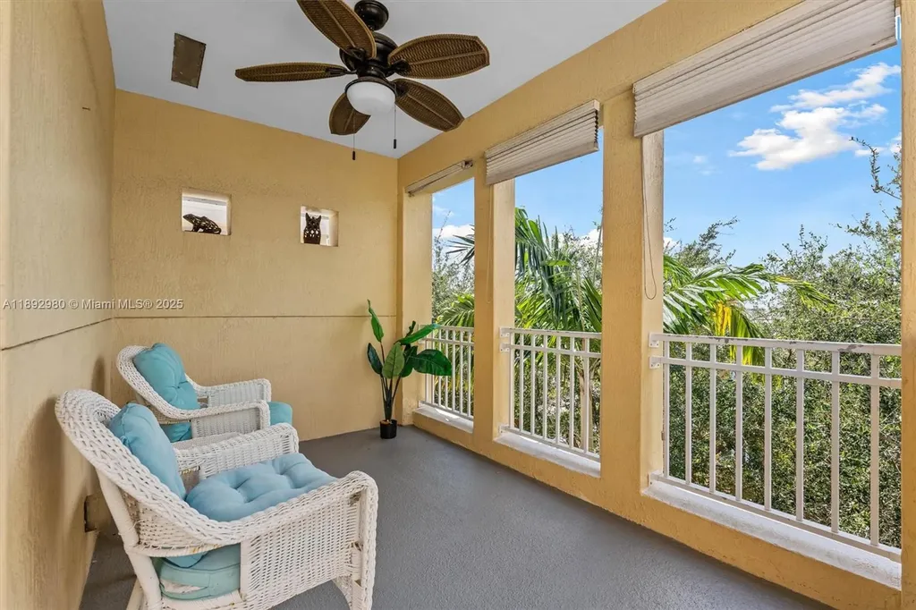 2344 Vintage Drive Lighthouse Point FL 33064