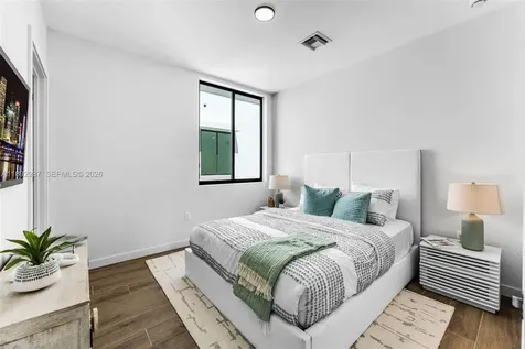 527 NE 61st Street Miami FL 33137