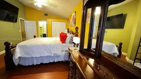 North Lauderdale FL 33068