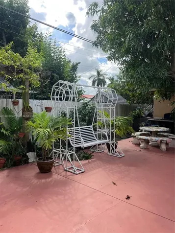 1311 SW 102nd Court Miami FL 33174
