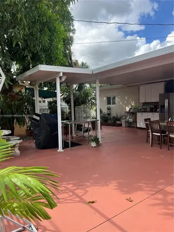 1311 SW 102nd Court Miami FL 33174