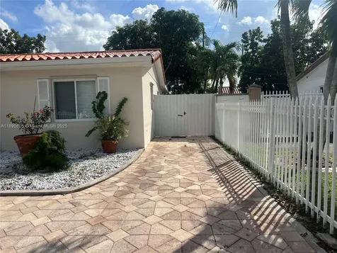 1311 SW 102nd Court Miami FL 33174