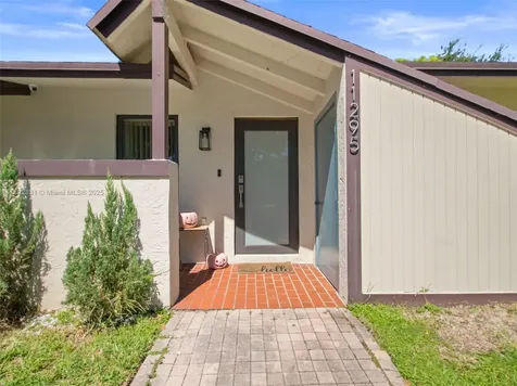 11295 SW 116th Terrace Miami FL 33176