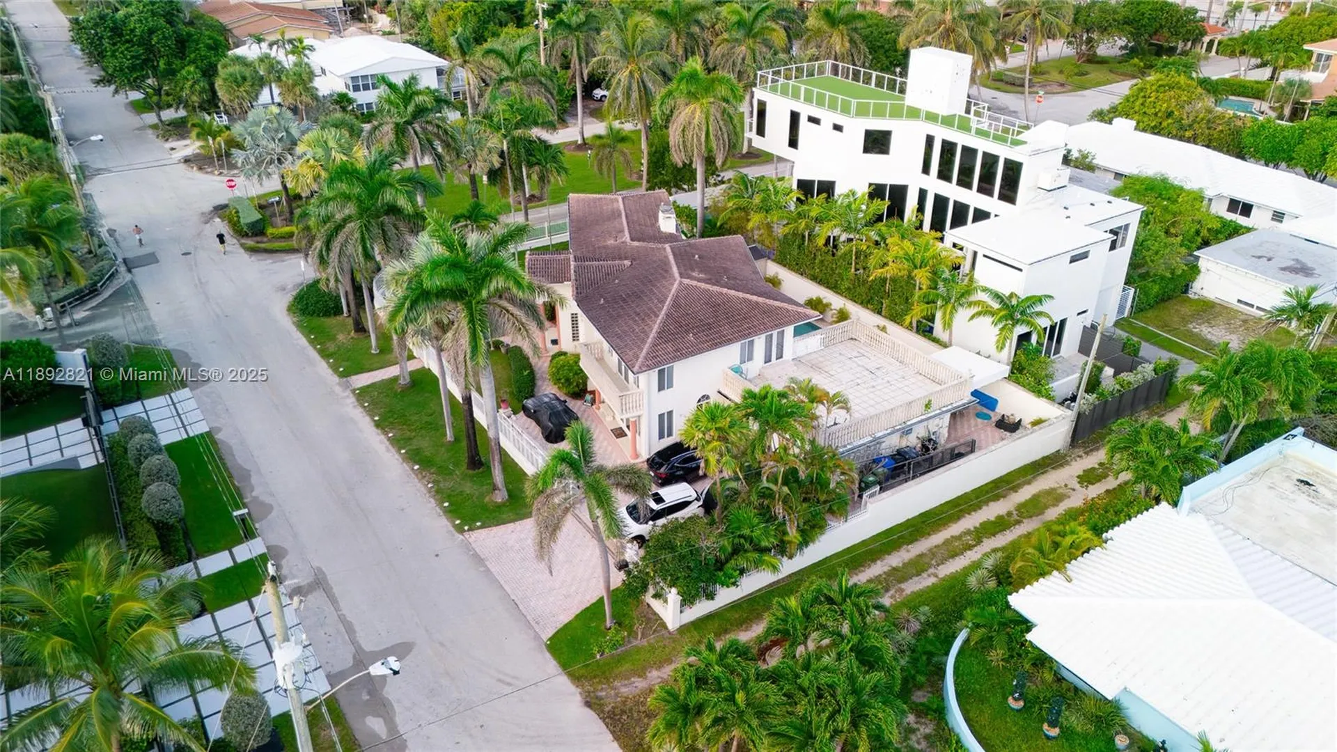 2701 N Atlantic Boulevard Fort Lauderdale FL 33308