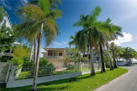 2701 N Atlantic Boulevard Fort Lauderdale FL 33308