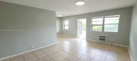 287 Norwich L West Palm Beach FL 33417
