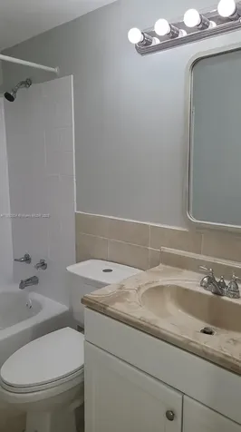 287 Norwich L West Palm Beach FL 33417