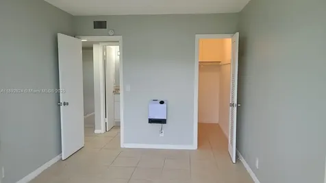 287 Norwich L West Palm Beach FL 33417