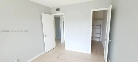 287 Norwich L West Palm Beach FL 33417
