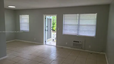 287 Norwich L West Palm Beach FL 33417
