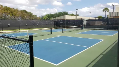287 Norwich L West Palm Beach FL 33417