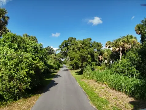 15306 SW Palm Oak Avenue Indian Town FL 34956