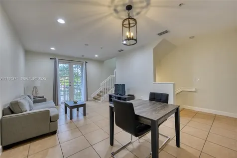 430 SW 147th Avenue Pembroke Pines FL 33027