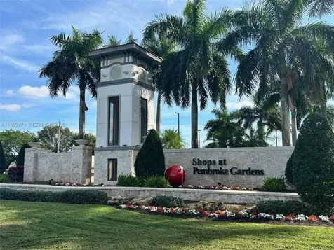 430 SW 147th Avenue Pembroke Pines FL 33027
