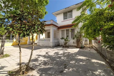 1338 SW 14th Street Miami FL 33145