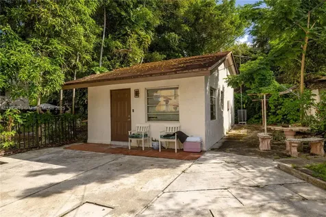 1338 SW 14th Street Miami FL 33145