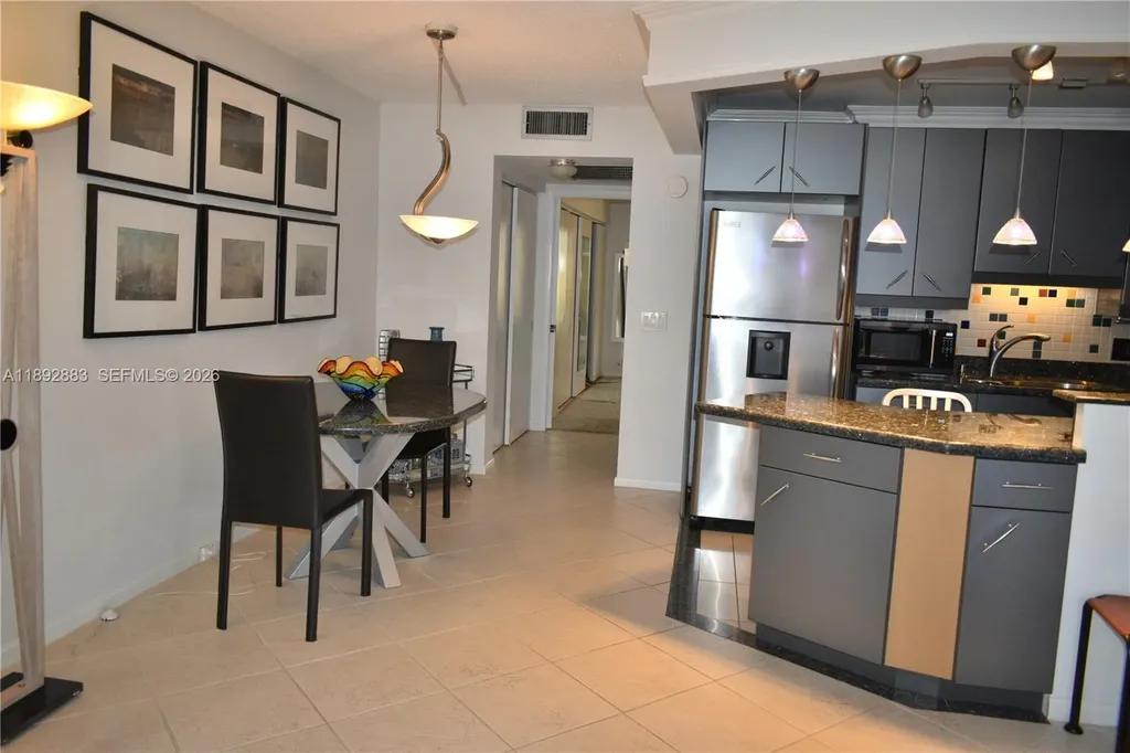 2011 Cornwall Boca Raton FL 33434