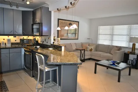 2011 Cornwall Boca Raton FL 33434