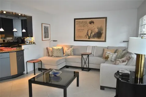 2011 Cornwall Boca Raton FL 33434