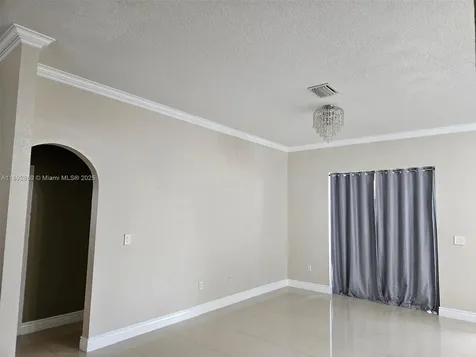 2635 SE 4th Place Homestead FL 33033