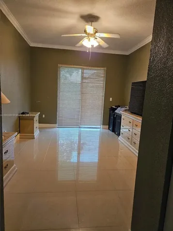 2635 SE 4th Place Homestead FL 33033