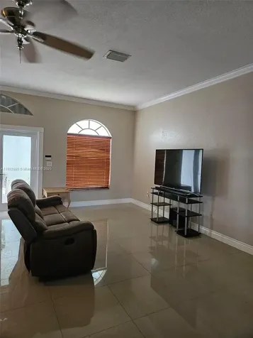 2635 SE 4th Place Homestead FL 33033
