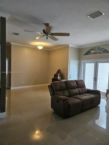 2635 SE 4th Place Homestead FL 33033
