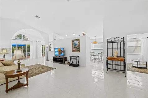 9650 Harbour Lake Circle Boynton Beach FL 33437